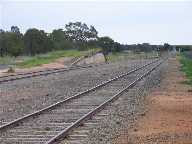 A closer view of the goods loading bank.