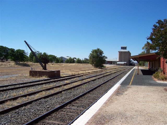 
The jib crane and silos, looking along the platform towards Junee.
