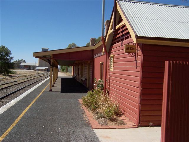 
The view looking east from the down end of the platform.
