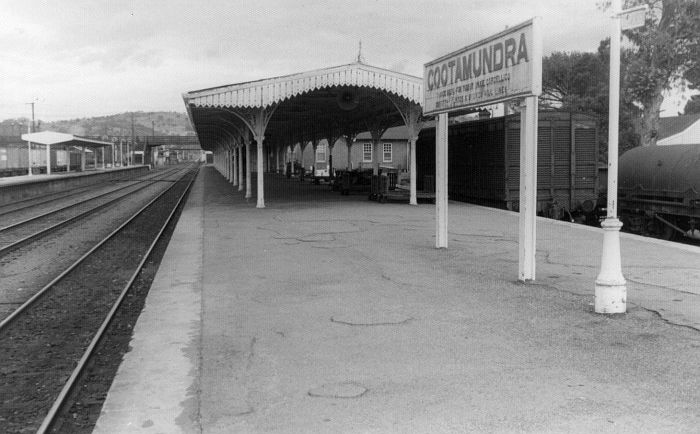 
The dock platform at the Sydney end of the station.
