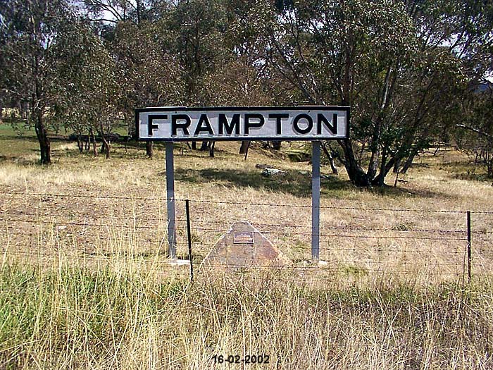 
The station sign, now at a roadside location approx. 1 km east of
the station site
