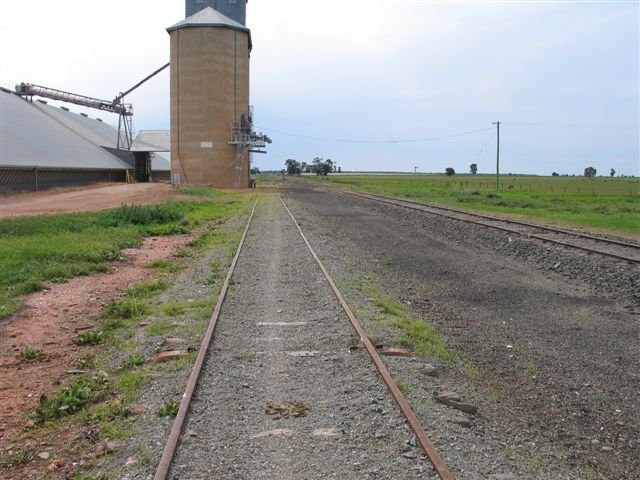 The view looking north towards Tottenham.  The one-time station was on the right of the main line (just out of frame).