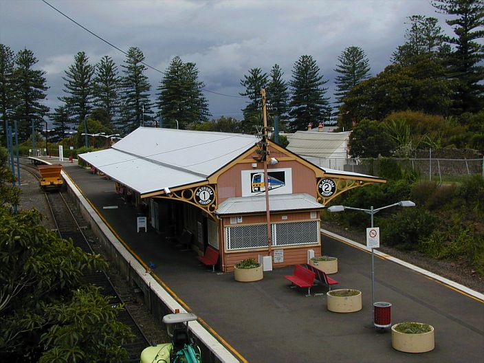 
Trackwork has closed one track at the well-presented station, on a rather
overcast day.
