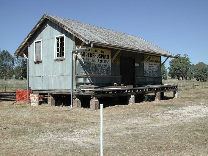 
The rear view of the superphosphate shed, still featuring some of its
signage.
