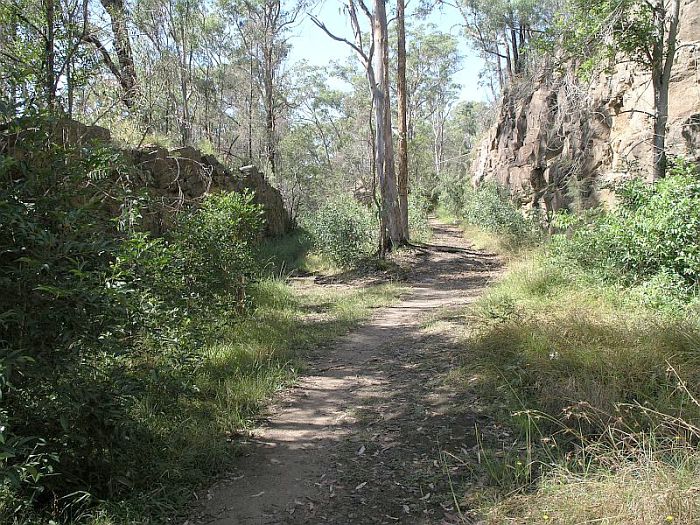 
The view of the one-time "top points" junction.  The middle road climbed
up from the left, with the top road heading off to the right to
the original Glenbrook station.
