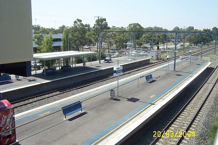 
The view looking from the footbridge towards Sydney.
