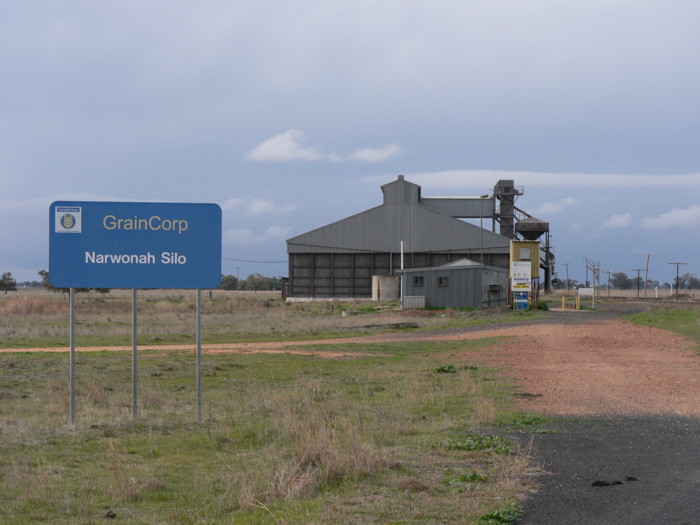 The road-side approach to the grain silo.