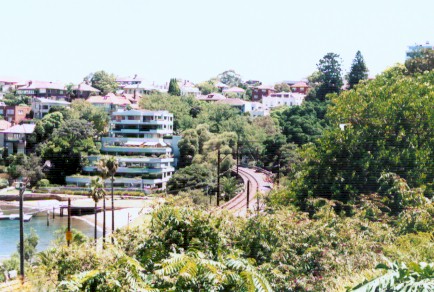 The view looking north from Lavender Bay towards Waverton.