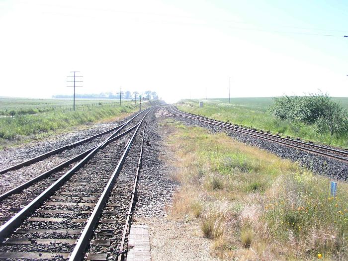 
The view looking towards Sydney from the eastern end of the platform.
