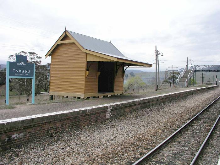 
The view looking along the up platform in the direction of Sydney.
