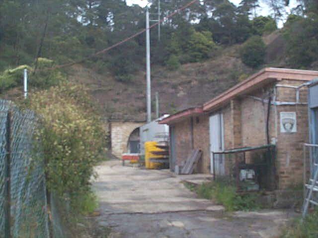 
The Old Gib tunnel is now private property, being used by the
Mittagong Mushroom company.
