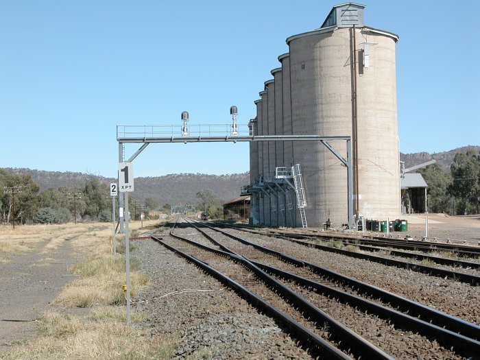 The view looking south towards the 910m down loop siding.