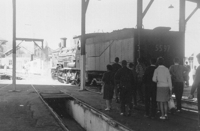 Looking out of the roundhouse north towards the turntable at Thirroul. 5597 was returning to Sydney on a tour to Kiama.