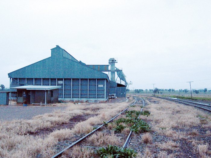 The view looking north along the silo siding.