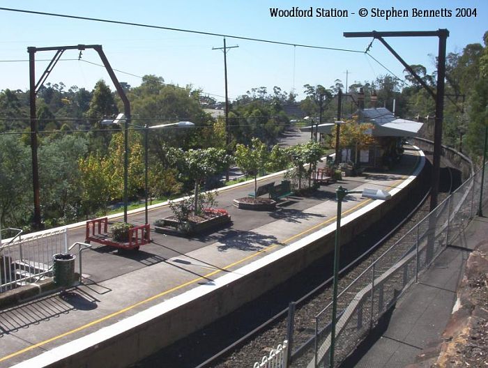 
The view looking along platform 2 towards Sydney.
