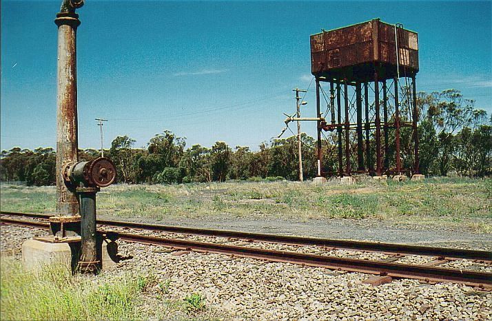 
The water tank and column still remain at the eastern end.
